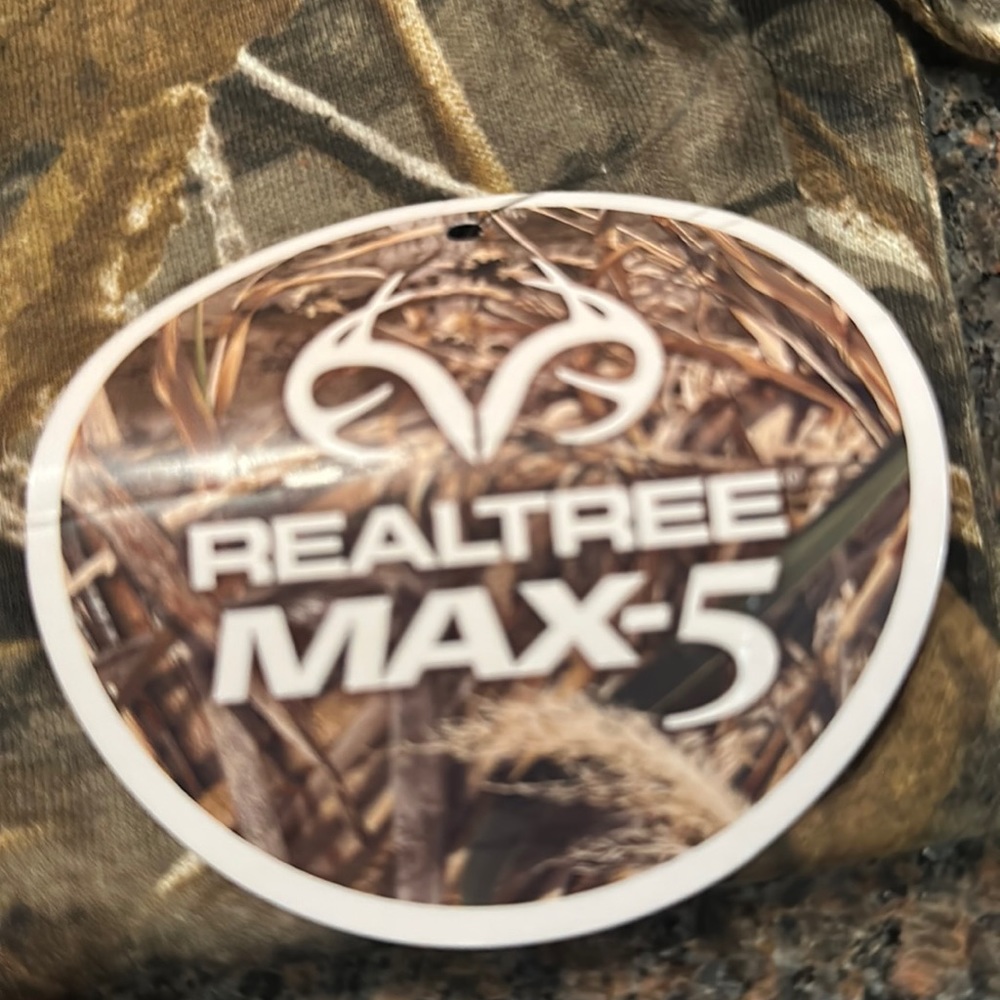 Brand new with tags, real tree, Max, five camo T-shirt, size small